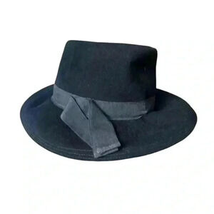 Vintage TNLee Neumann Endler 100% Wool Black Hat Union made USA. Good condition